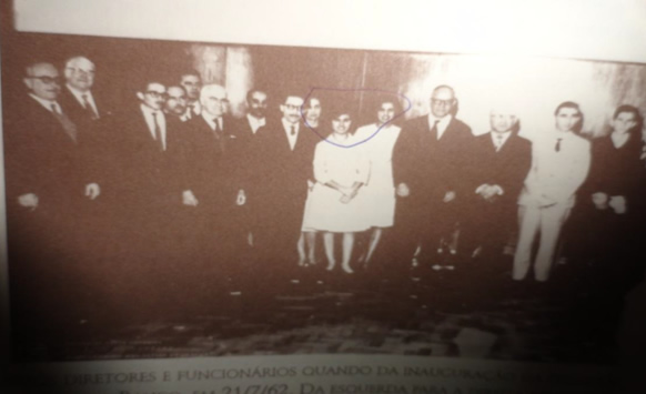 
Figura 1: Foto oficial dos primeiros  funcionários do BESC, 1962.